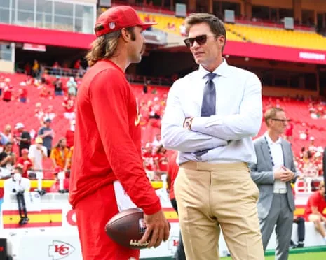 Tom Brady sparks fan criticism as being spotted in Raiders coaching booth